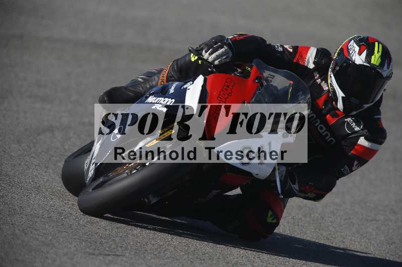 /Archiv-2024/01 26.-28.01.2024 Moto Center Thun Jerez/Gruppe schwarz-black/941